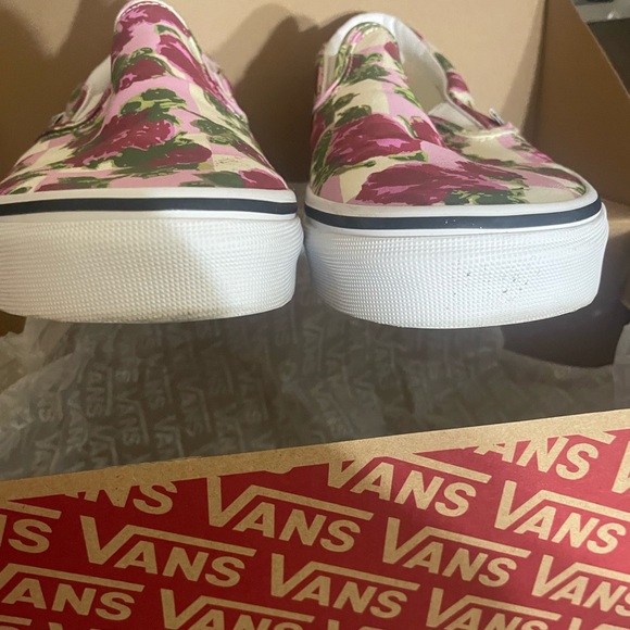 NWT Vans Romantic Floral Slip Ons Men sz 8.5/Women sz 10 with box. - Picture 11 of 14